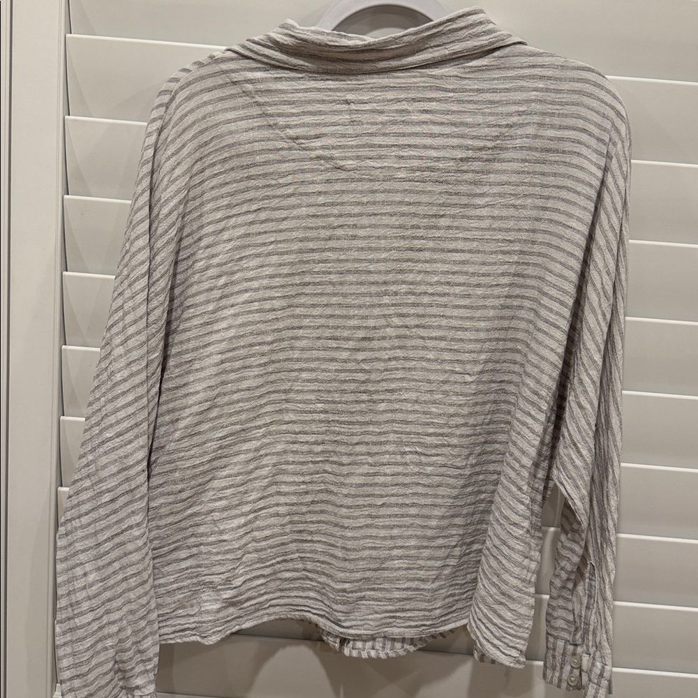 Hackwith Design House Elegant Striped Button Down… - image 5